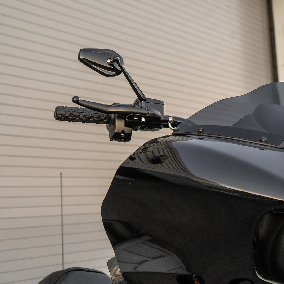 Arlen Ness Mini Stocker Forged Mirrors — Zwart — detail