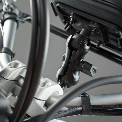SW-Motech Pivot Socket Arm gemonteerd